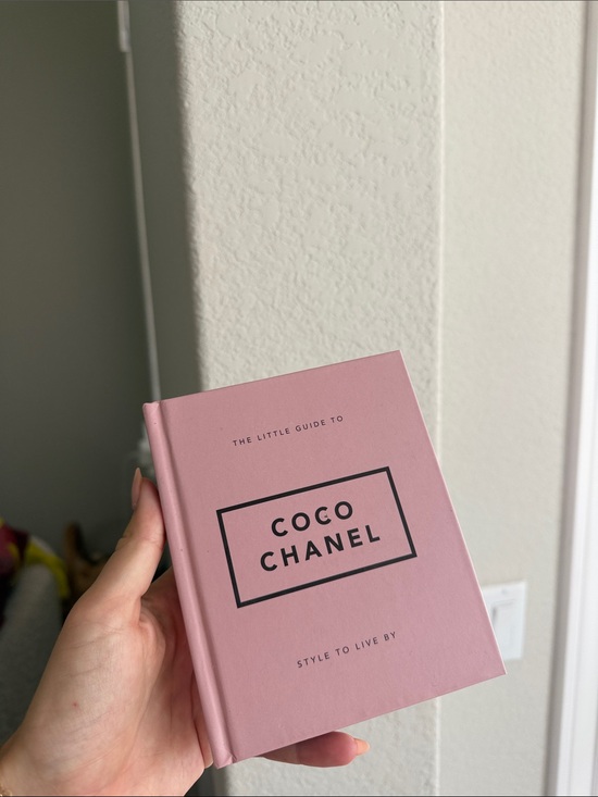 CHANEL Other - CHANEL Pink Mini Guide Book